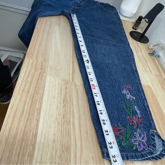 Vintage Denim Mom Jeans Floral Embroidered Size L - Picture 12 of 14